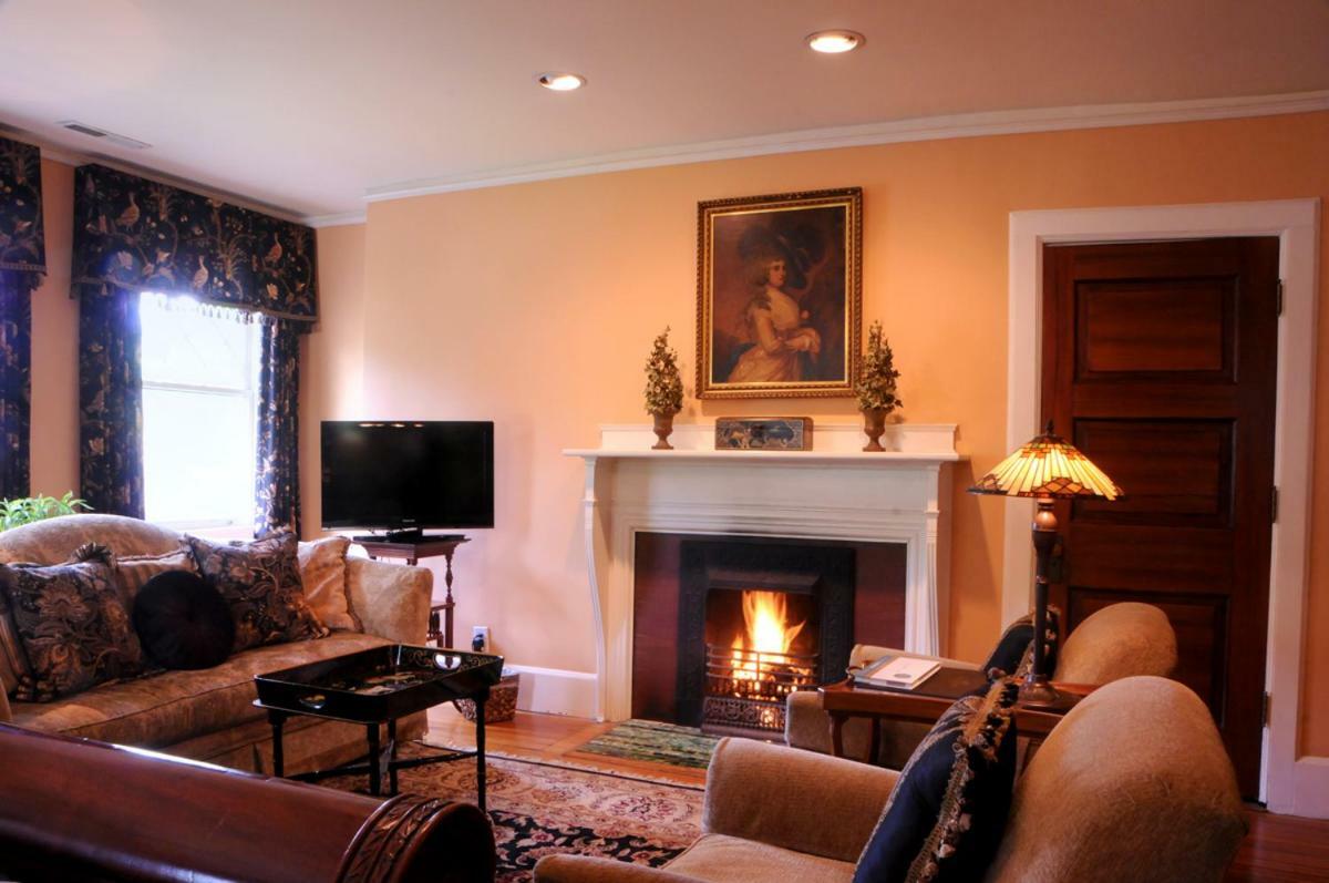 Black Walnut B&B Inn Asheville Exteriör bild
